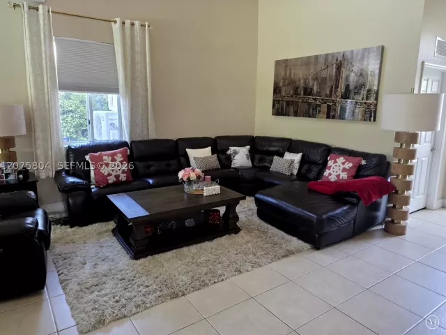 4-bedroom home for rent in Homestead -  - MondialRealty
