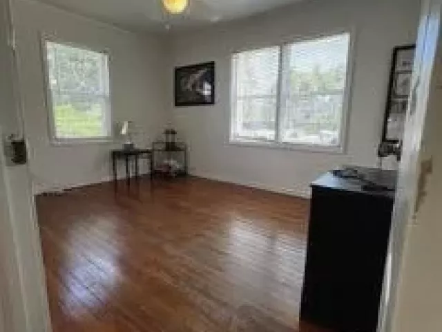 3-bedroom home for rent in West Palm Beach - 1007 AVON Road - MondialRealty