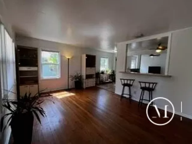 3-bedroom home for rent in West Palm Beach - 1007 AVON Road - MondialRealty