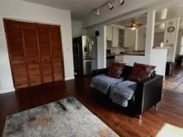 3-bedroom home for rent in West Palm Beach - 1007 AVON Road - MondialRealty