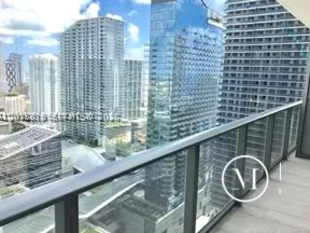 1-bedroom condo for rent in Miami - 55 SW 9th St 3410 - MondialRealty