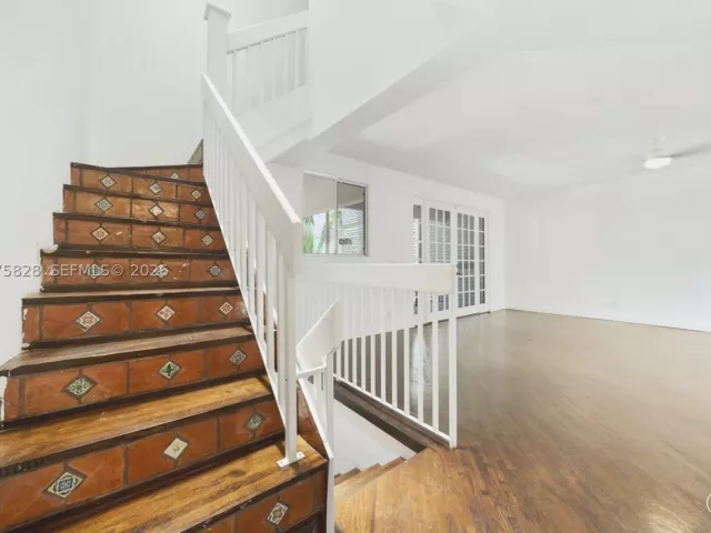 3-bedroom home for sale in Fort Lauderdale - 1401 NE 9th St 26 - MondialRealty