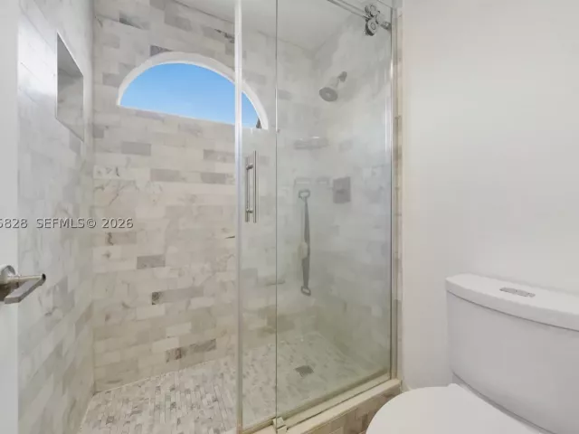 3-bedroom home for sale in Fort Lauderdale - 1401 NE 9th St 26 - MondialRealty