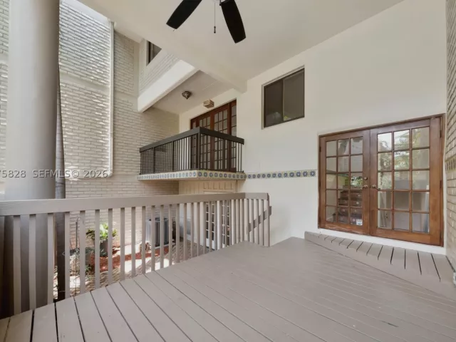 3-bedroom home for sale in Fort Lauderdale - 1401 NE 9th St 26 - MondialRealty