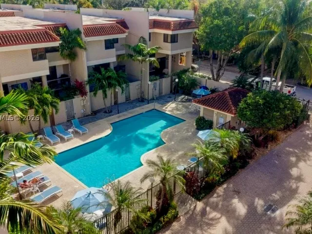3-bedroom home for sale in Fort Lauderdale - 1401 NE 9th St 26 - MondialRealty