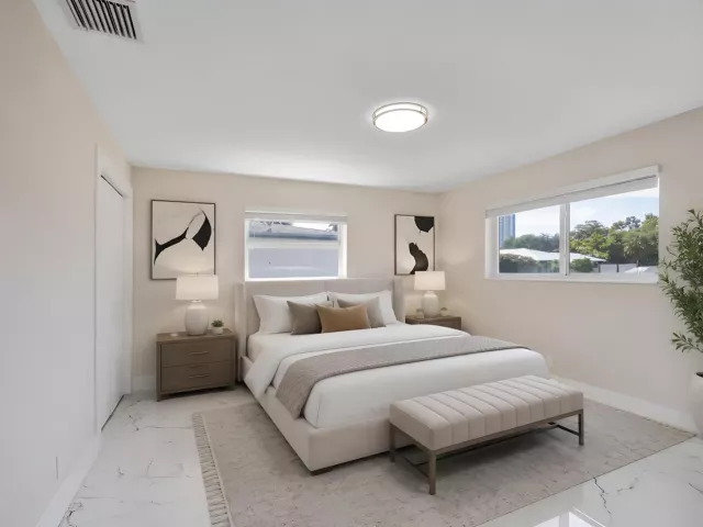 3-bedroom home for sale in West Palm Beach - 215 Evergreen Drive - MondialRealty