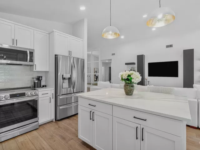 3-bedroom home for sale in Boca Raton - 7164 VIA PALOMAR - MondialRealty