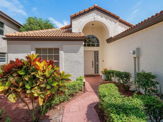 3-bedroom home for sale in Boca Raton - 7164 VIA PALOMAR - MondialRealty