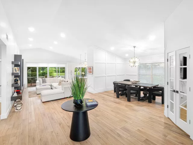 3-bedroom home for sale in Boca Raton - 7164 VIA PALOMAR - MondialRealty