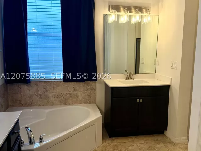 3-bedroom home for rent in Miami - 14920 SW 175th St - MondialRealty