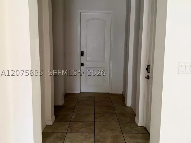 3-bedroom home for rent in Miami - 14920 SW 175th St - MondialRealty