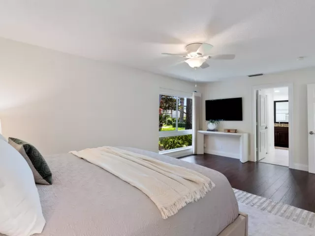 3-bedroom home for sale in Delray Beach - 824 Foxpointe Circle - MondialRealty