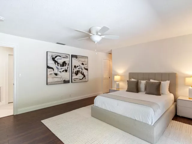 3-bedroom home for sale in Delray Beach - 824 Foxpointe Circle - MondialRealty
