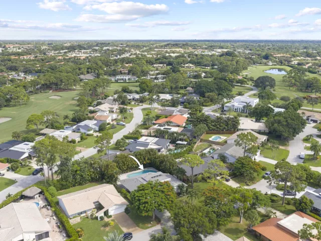 3-bedroom home for sale in Delray Beach - 824 Foxpointe Circle - MondialRealty