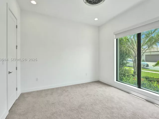 5-bedroom home for rent in Boca Raton - 17244 Teton River Rd - MondialRealty