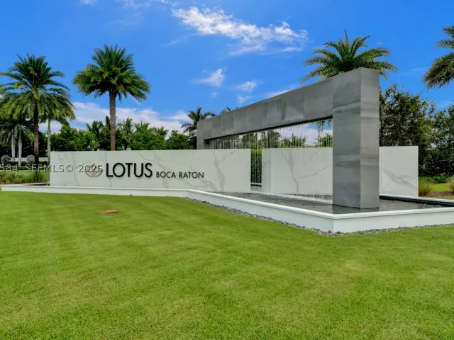 5-bedroom home for rent in Boca Raton - 17244 Teton River Rd - MondialRealty