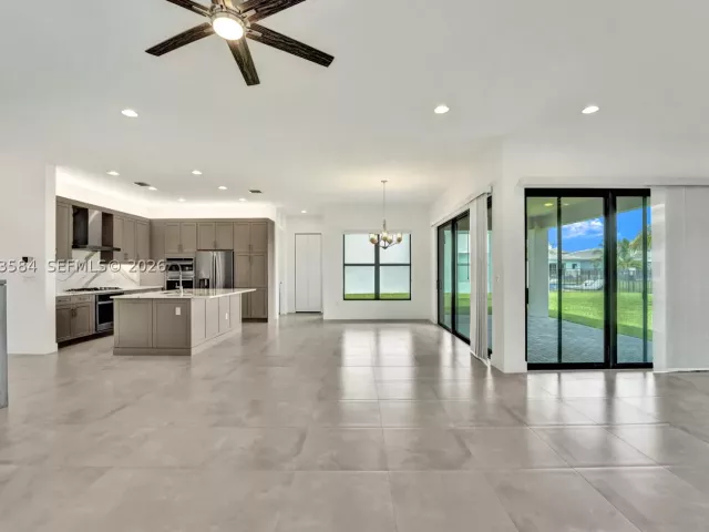 5-bedroom home for rent in Boca Raton - 17244 Teton River Rd - MondialRealty