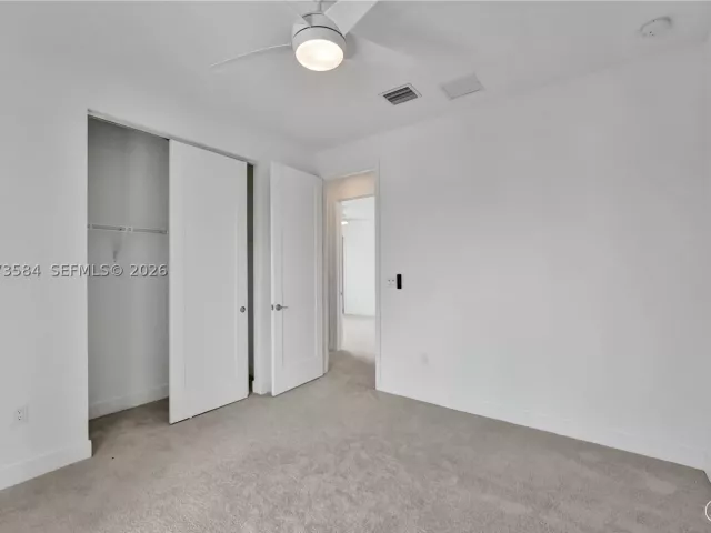 5-bedroom home for rent in Boca Raton - 17244 Teton River Rd - MondialRealty