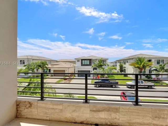 5-bedroom home for rent in Boca Raton - 17244 Teton River Rd - MondialRealty