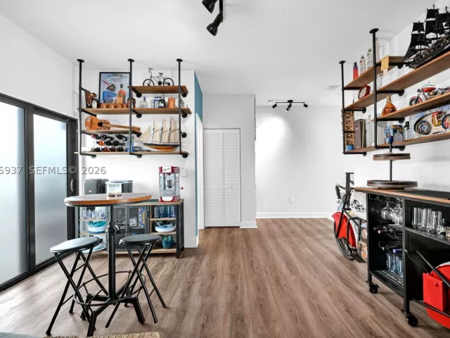 3-bedroom home for sale in Doral - 4256 NW 83rd Ave - MondialRealty