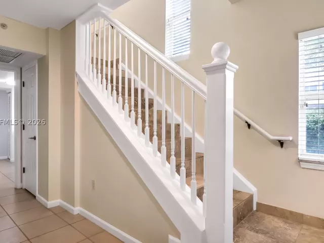 2-bedroom home for sale in Lauderdale By The Sea - 2005 Ocean Walk ter - MondialRealty
