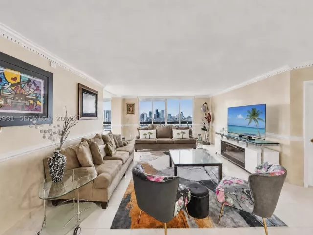 2-bedroom condo for rent in Aventura - 3530 Mystic Pointe Dr 3210 - MondialRealty