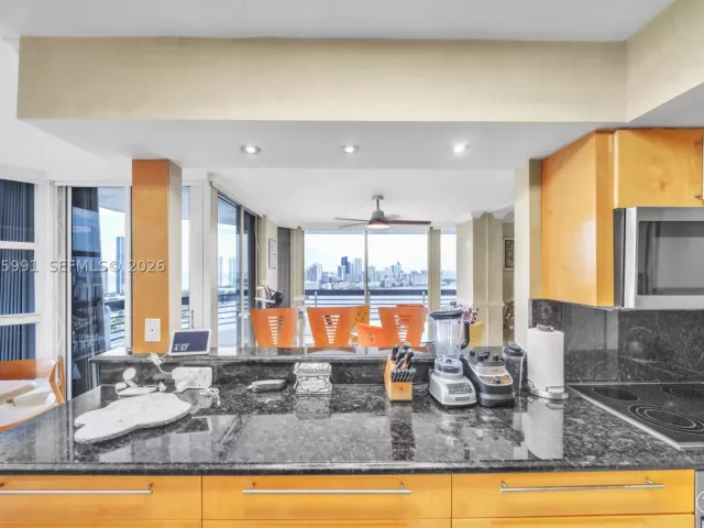 2-bedroom condo for rent in Aventura - 3530 Mystic Pointe Dr 3210 - MondialRealty