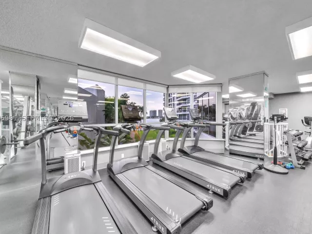 2-bedroom condo for rent in Aventura - 3530 Mystic Pointe Dr 3210 - MondialRealty