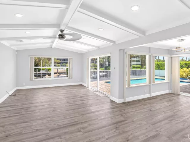 4-bedroom home for rent in Boca Raton - 787 Havana Drive - MondialRealty