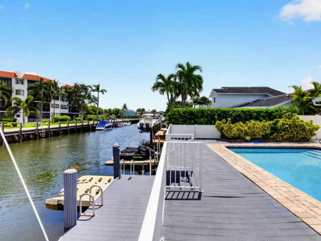 4-bedroom home for rent in Boca Raton - 787 Havana Drive - MondialRealty