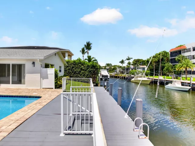 4-bedroom home for rent in Boca Raton - 787 Havana Drive - MondialRealty