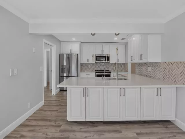 4-bedroom home for rent in Boca Raton - 787 Havana Drive - MondialRealty
