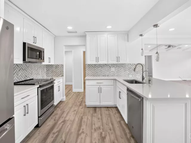 4-bedroom home for rent in Boca Raton - 787 Havana Drive - MondialRealty