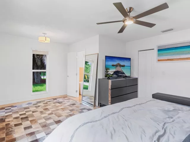3-bedroom home for rent in Pompano Beach - 505 SE 28TH Avenue - MondialRealty