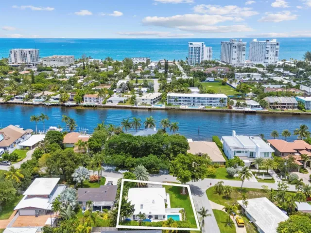 3-bedroom home for rent in Pompano Beach - 505 SE 28TH Avenue - MondialRealty