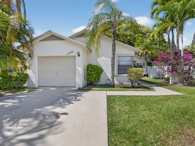 3-bedroom home for rent in Boca Raton - 19881 VILLA MEDICI Place - MondialRealty