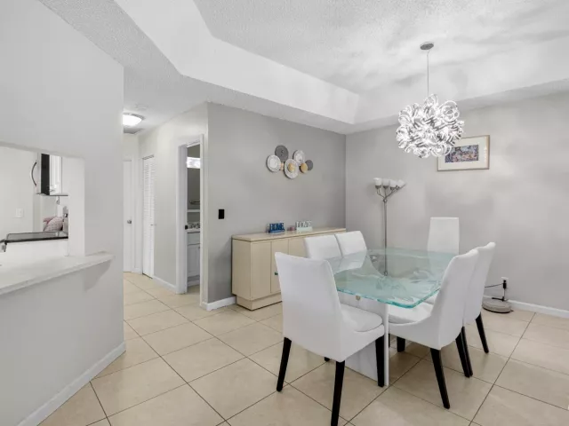 3-bedroom home for rent in Boca Raton - 19881 VILLA MEDICI Place - MondialRealty