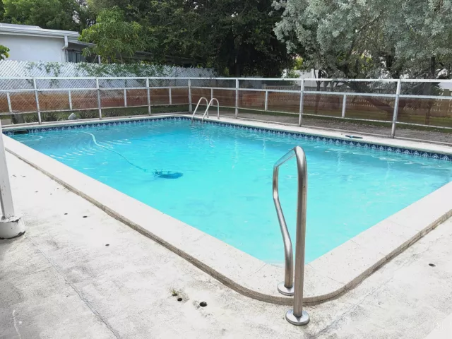 3-bedroom home for sale in Hollywood - 3932 ADAMS Street - MondialRealty