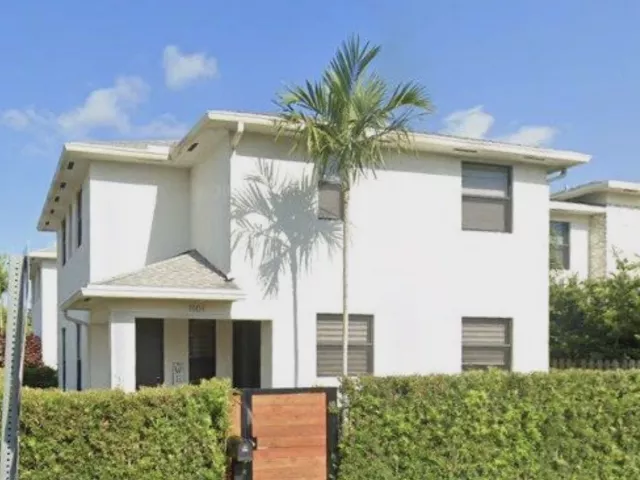 3-bedroom home for rent in Fort Lauderdale - 1101 NE 3RD Avenue - MondialRealty