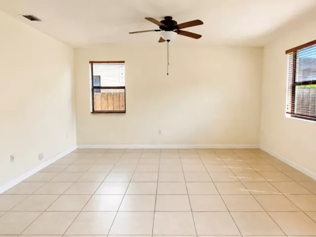 5-bedroom home for rent in Homestead - 191 SE 35th Ave - MondialRealty
