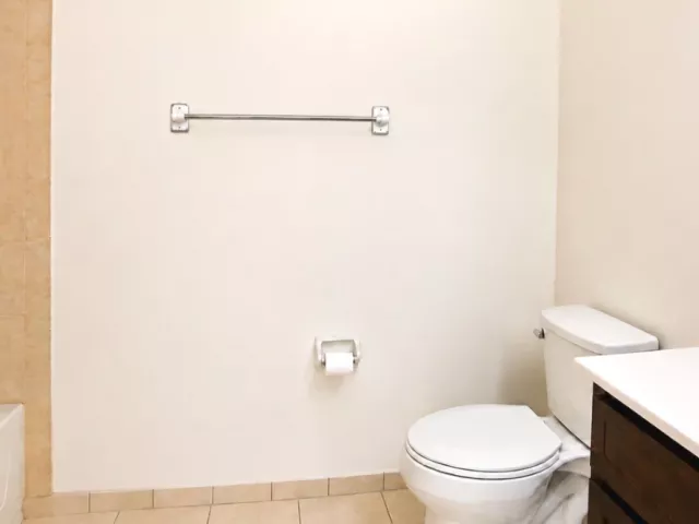 5-bedroom home for rent in Homestead - 191 SE 35th Ave - MondialRealty