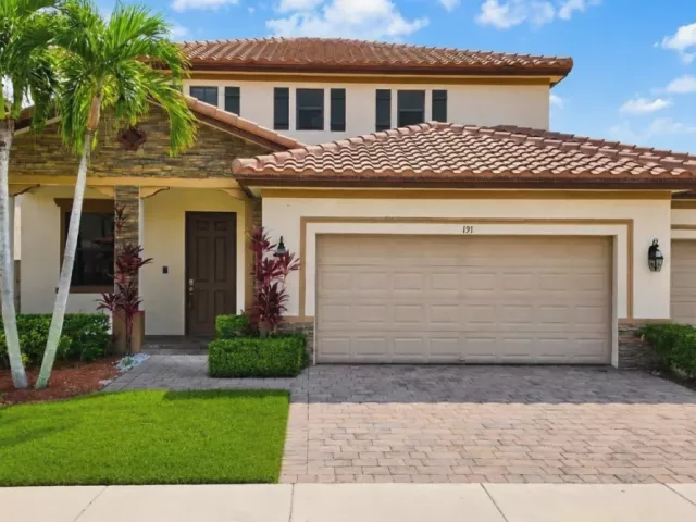 5-bedroom home for rent in Homestead - 191 SE 35th Ave - MondialRealty