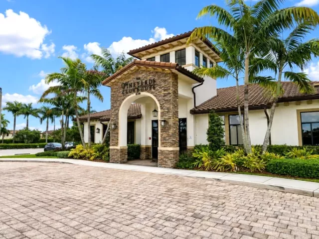 5-bedroom home for rent in Homestead - 191 SE 35th Ave - MondialRealty