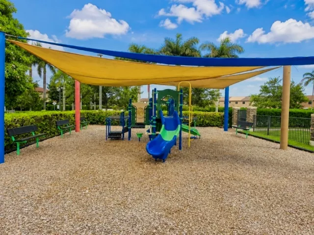5-bedroom home for rent in Homestead - 191 SE 35th Ave - MondialRealty