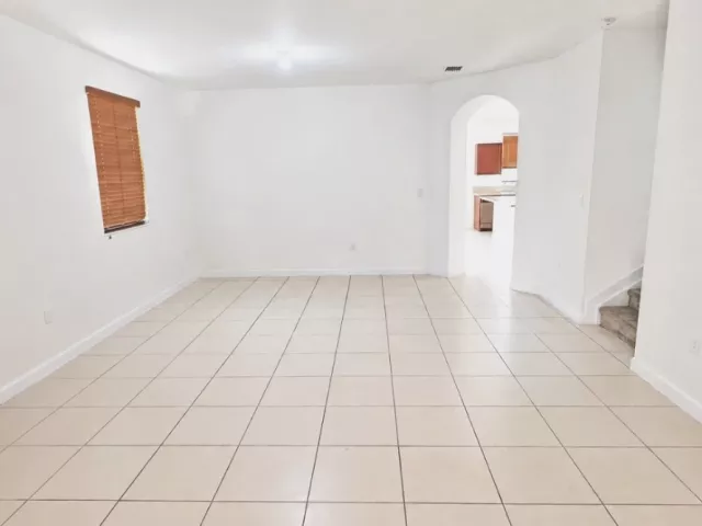 5-bedroom home for rent in Homestead - 191 SE 35th Ave - MondialRealty