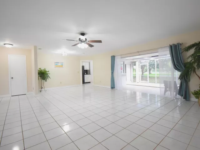 3-bedroom home for rent in Boca Raton - 22584 Lanyard Street - MondialRealty