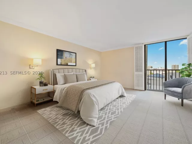 2-bedroom condo for rent in Aventura - 19707 Turnberry Way 6K - MondialRealty