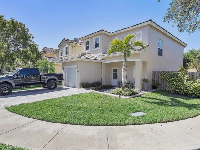 3-bedroom home for sale in Homestead - 1602 SE 20th Rd - MondialRealty