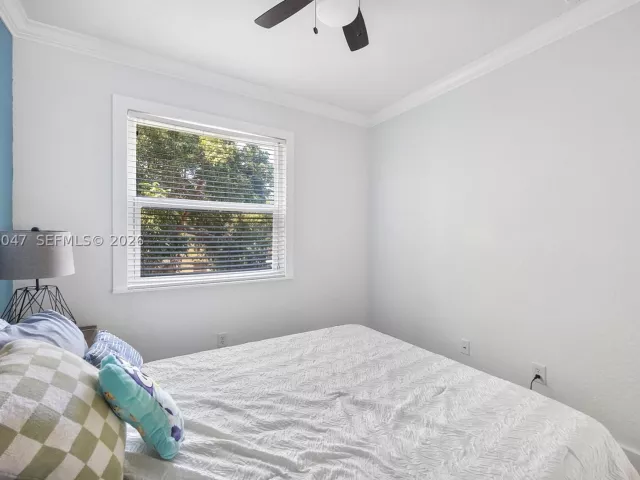 3-bedroom home for sale in Homestead - 1602 SE 20th Rd - MondialRealty