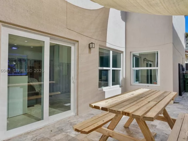 3-bedroom home for sale in Homestead - 1602 SE 20th Rd - MondialRealty